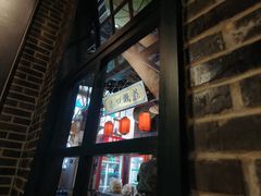 -东口码头·烧鸽子·鱼头泡饼·地方菜(金鹰悦城店)