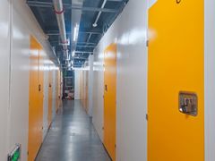 -安东易迷你自助仓储寄存仓库(顾戴路店)