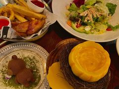 牛油果鸡丝沙拉-斯比特花园西餐厅(东方商厦店)