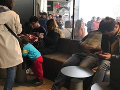 等位区-喜茶(北京三里屯太古里店)