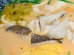 -荣家黄鱼面(前滩太古里店)