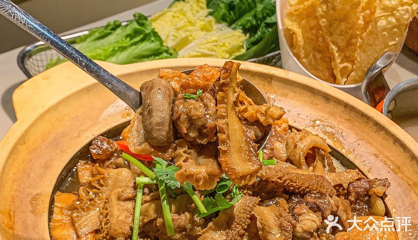就在广州！被这一口牛杂煲香迷糊了！ 