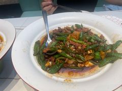 -阿瓦山寨·湘菜现炒·剁椒鱼头王(咸阳总店)