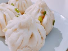 蟹粉生煎-光明邨大酒家(淮海路店)