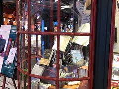 -西西弗书店&矢量咖啡(壹方购物中心店)