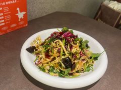 -锅飘飘·东北铁锅炖(雨花客厅店)
