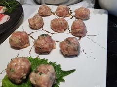 -红鼎豆捞·非遗鲍皇汤火锅(宝丰路店)