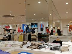 -优衣库(威海威高购物中心店)