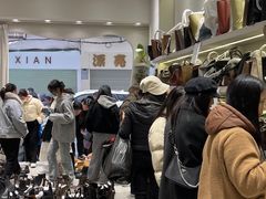 -飞扬鞋包