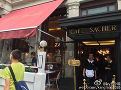 -Cafe Sacher(WIEN)