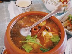-小厨子私房菜·云南美食店