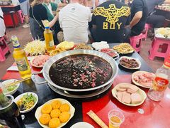 -储奇门鳝鱼火锅(总店)