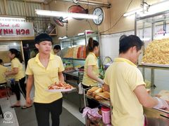 -Bánh Mì Huynh Hoa