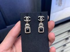 -CHANEL(恒隆广场店)