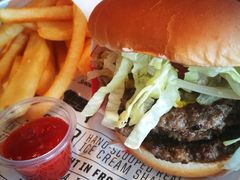 -FATBURGER 特富客汉堡(外交公寓店)