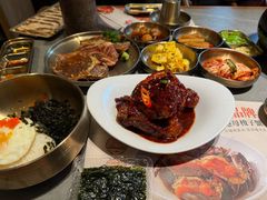 -草家酱蟹炭火烤肉店(珲春南路一店)