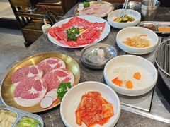 -彭妈家•韩国烤肉料理(张杨路店)