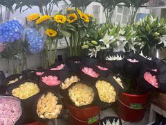 -亭亭鲜花店(中山北路店)