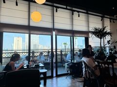 -luutosa  cafe & tea 鹿兔山