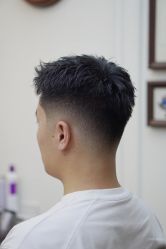 -尤司男士国潮理发馆