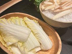 -三出山火锅(万象天地店)