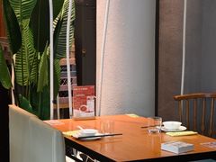 -莲餐厅·湖北菜·潜江小龙虾店(愚园路店)