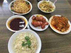 凉拌菜豆皮-李刚鸡西刀削面