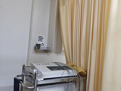 -龙脊康·颈肩腰腿痛·脊柱侧弯·运动损伤脊柱专科门诊(天河店)