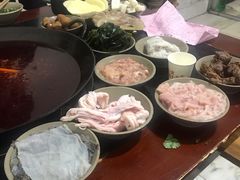 -星鸿社重庆老火锅(燃灯寺分店)