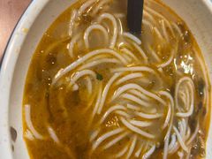 -老妈米线(港龙店)