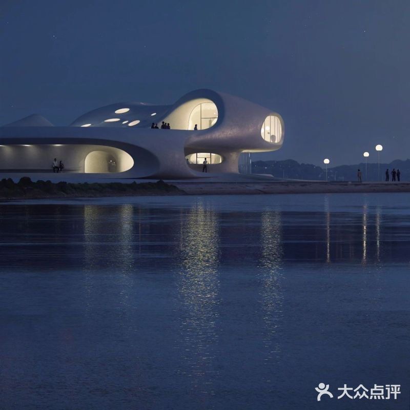 多维的“时空隧道”：海口云洞图书馆