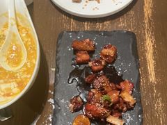 -梧桐树下(云锦世家店)