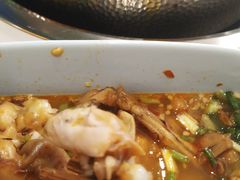 -蛙两只美蛙鱼头火锅(恒茂店)