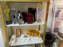 -杉惠素颜美妆皮肤管理中心