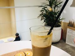 拿铁-XI·LaundryCafe 喜咖自助洗衣咖啡店