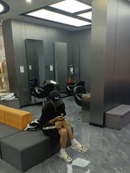 -米可造型烫发染发
