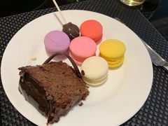 -圣丰索菲特·2 On 988 Café 自助餐厅