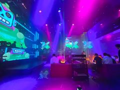 -MEGA PARTY CLUB