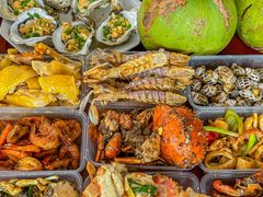 -岛中岛·海鲜大排档·万宁老字号(东澳店)