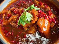 秘制翅中-佳佳麻辣烧菜馆