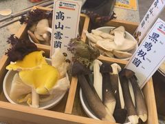 -阿婆情腊排骨火锅(金虹路店)