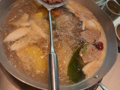 -左庭右院鲜牛肉火锅(金山万达店)