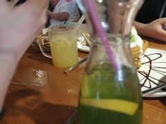 -more than meow吴止猫主题餐厅(承德 中船汇店)