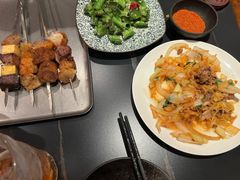-阿里家·新疆烤肉酒場 by MIG