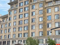 -铂逸梦秦酒店(横店梦幻谷店)