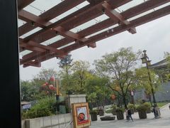 -星巴克(西安曲江银泰店)
