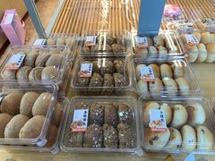 -好利来(彩香店)