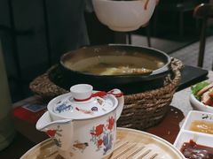 -南拳十三姨·潮汕砂锅粥(世纪金源店)