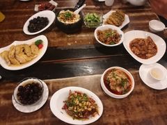 -一楼食业·美食人家