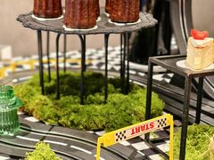 -上海浦东保时捷中心